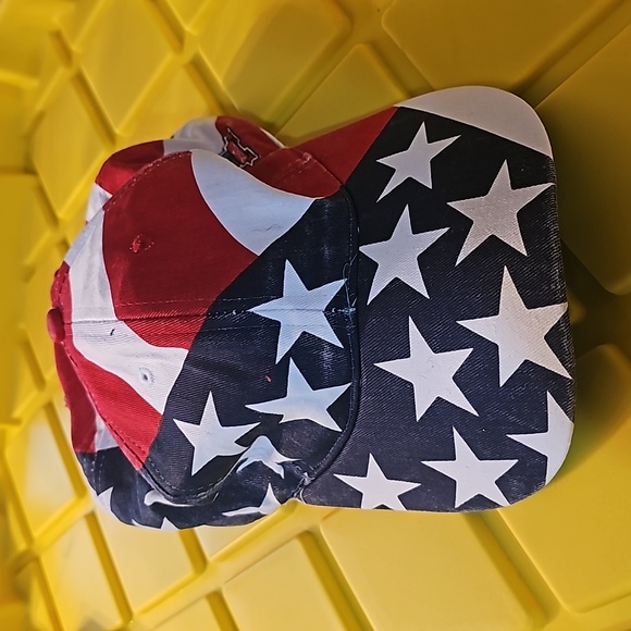 Hat - Picture 1 of 7